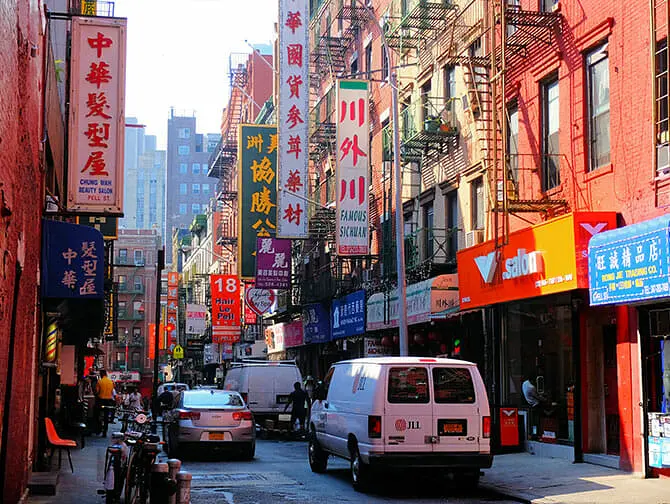 Things to see in Chinatown New York - Typical Buildings