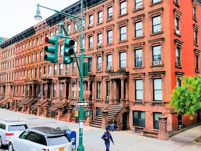 Things to see in Harlem - Brownstones