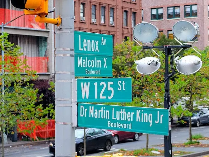 Things to see in Harlem - Street Signs