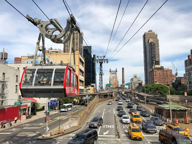 Roosevelt Island Tram New York - Cable Car