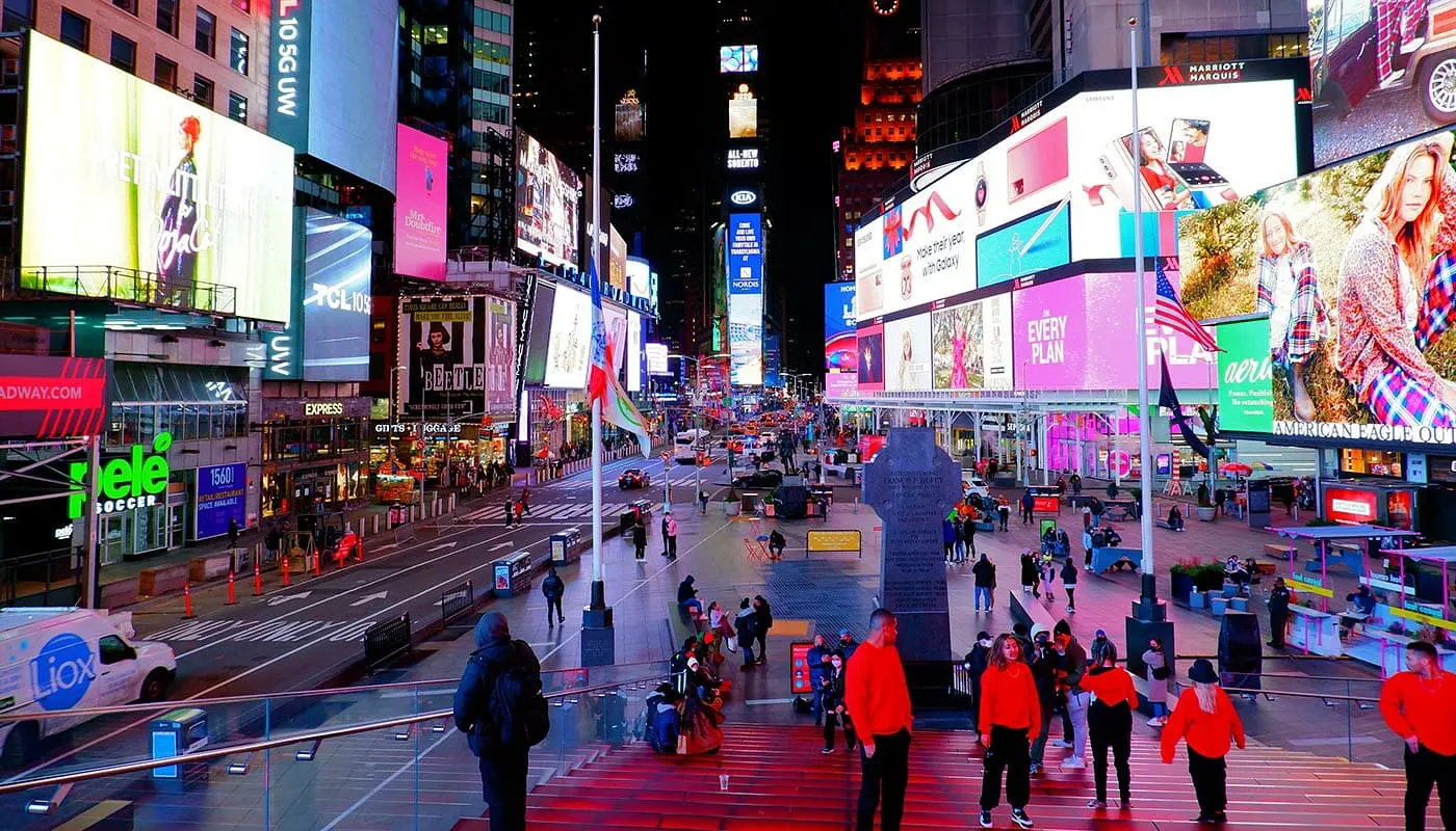 Things to see in Theater District - Times Square