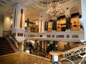 Gossip Girl Tour