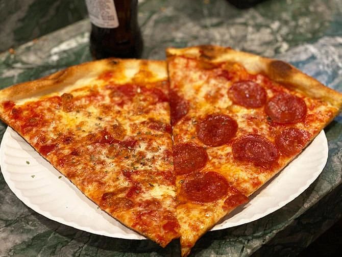 Best Pizza in New York - Joe's New York