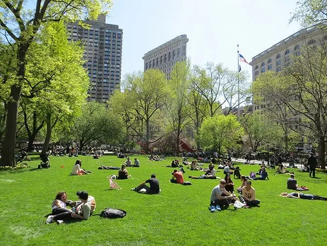 Parks in New York - people at Madison Square Garden