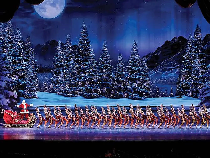 Radio City Christmas Spectacular Tickets - Santa Claus