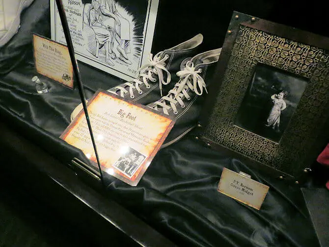 Ripley's Believe it or Not in New York - Big Sneakers