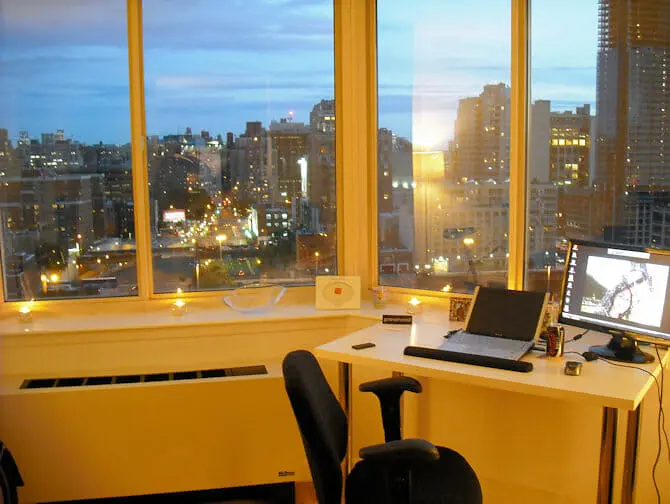 Working and Living in New York - Apartment with a view