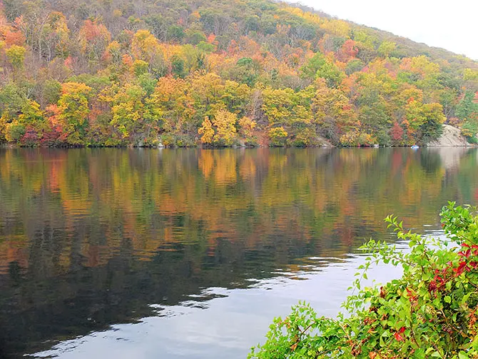 Daytrip to Bear Mountain in New York - Autumn Colours