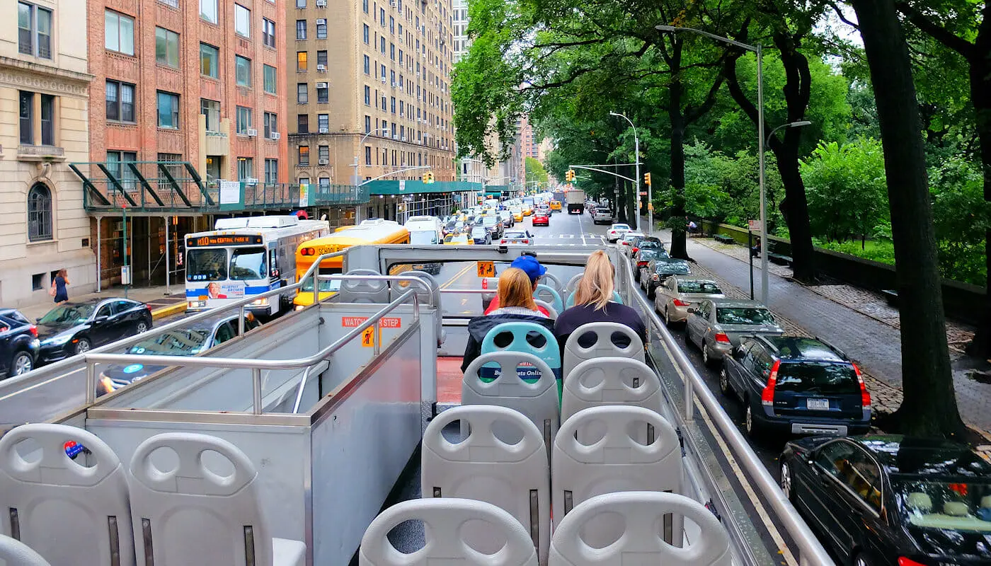 Gray Line Hop-On Hop-Off bus in New York - Guide