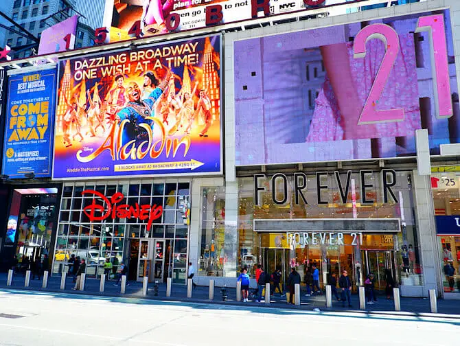 Things to see in Theater District - Forever21