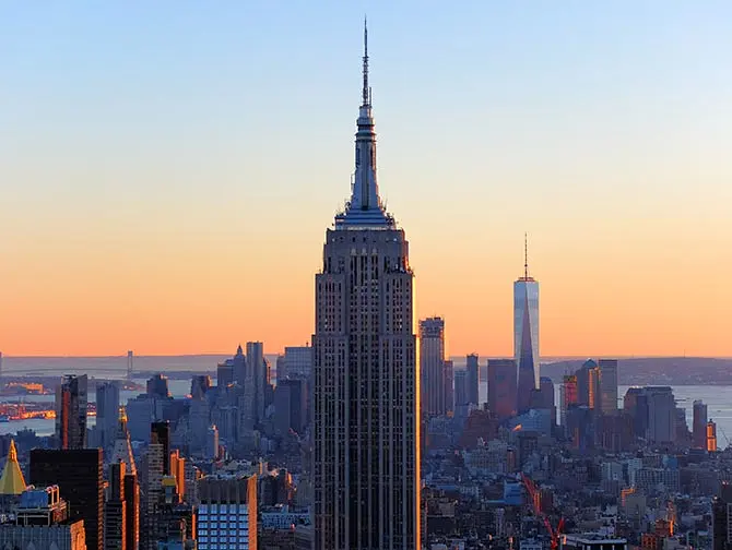 Difference between New York Sightseeing Flex Pass and New York Explorer Pass - Empire State Building