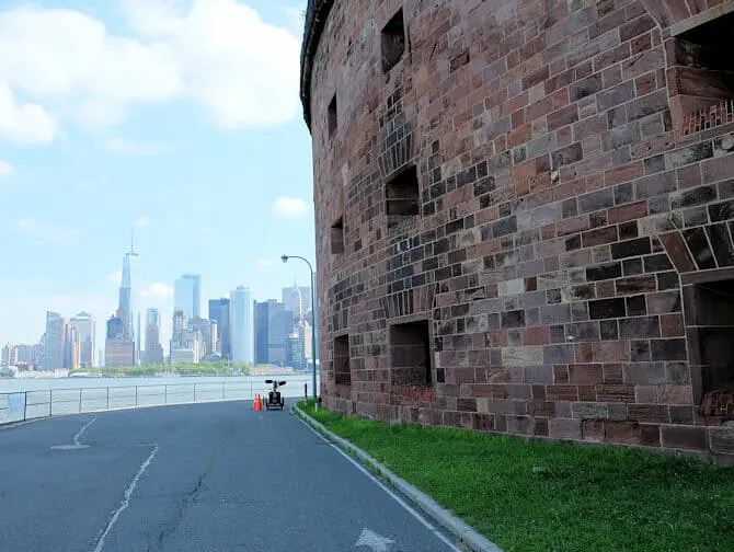 Things to see on Governors Island - Skyline