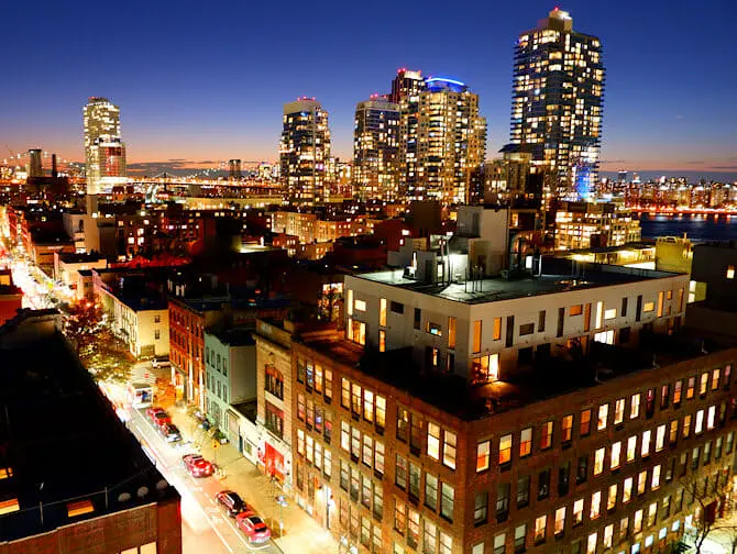 Things to see in Williamsburg - Night at Rooftop