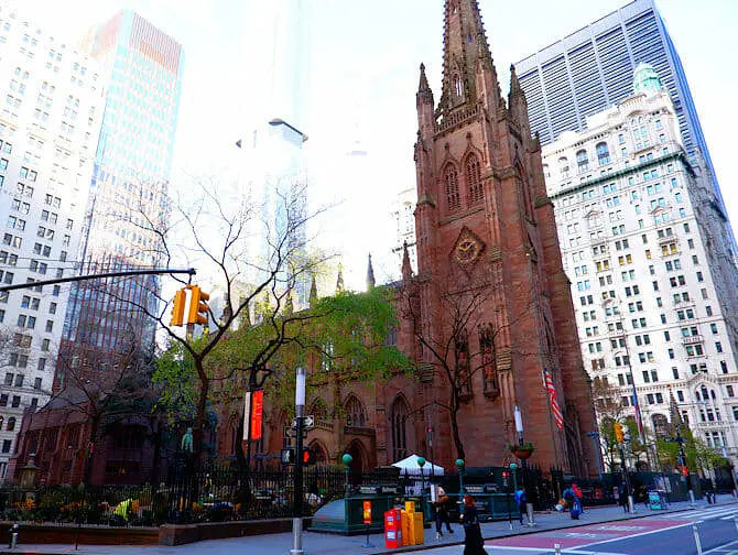 Hamilton Tours in New York - Trinity Church