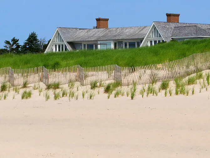 Day Trip to The Hamptons Beach - house
