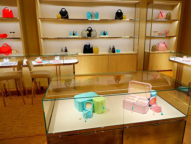 Tiffanys in New York - Shopping