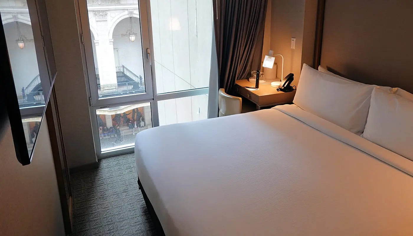 Hotels on Times Square - SpringHill Suites by Marriott New York Manhattan Times Square 1