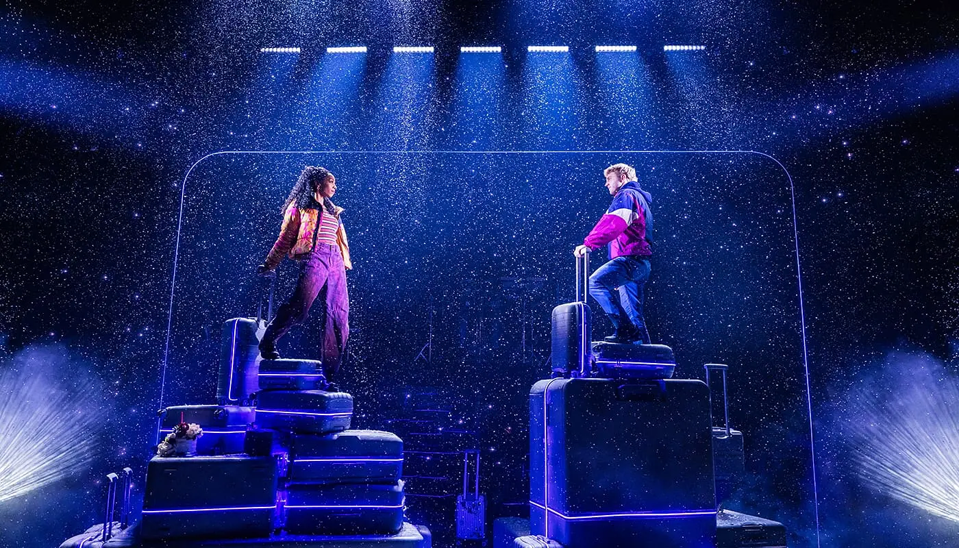 Two Strangers Carry a Cake Across New York on Broadway Tickets - Performance