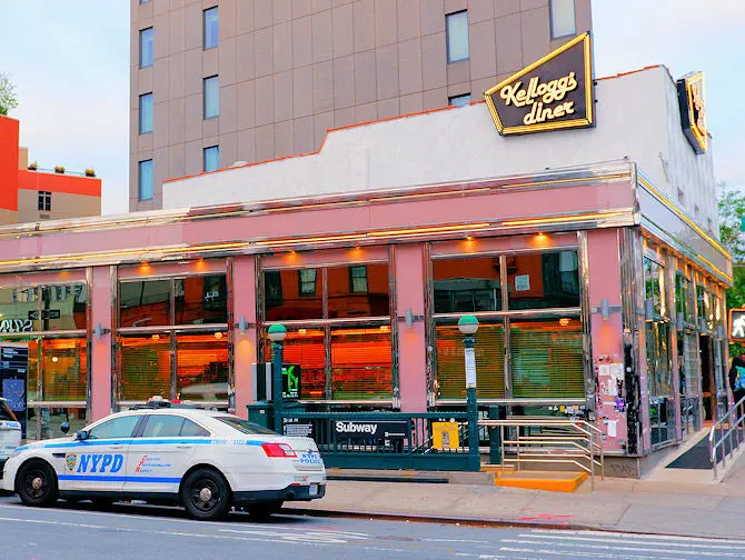 Diners in New York - Kellogg's Diner